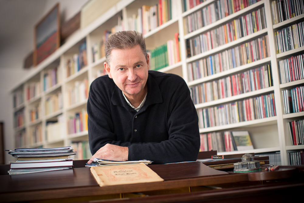 The bass-baritone Ulf Bästlein